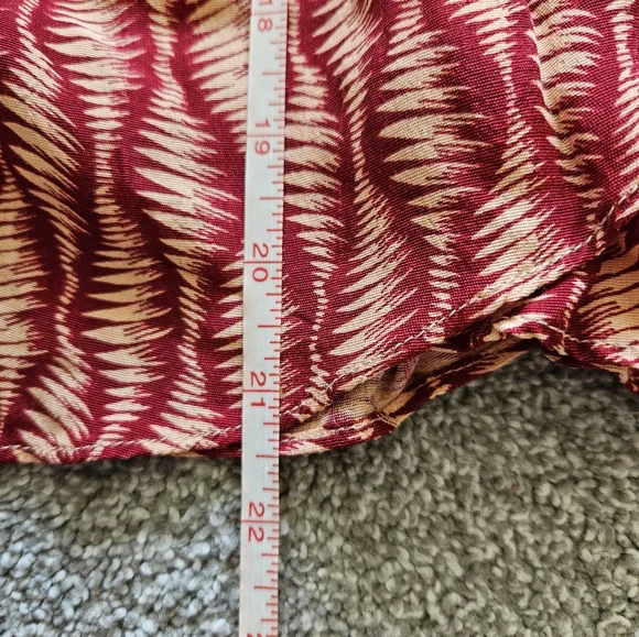 Anthropologie faux wrap fitted waist mini skirt, medium, red - Picture 9 of 11